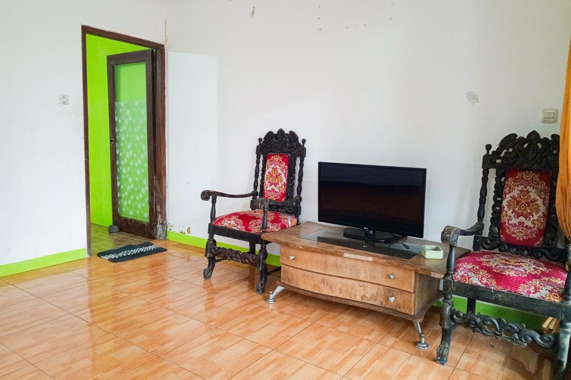Villa Kampus Near Taman Safari Cisarua Puncak Redpartner Bogor Exterior foto